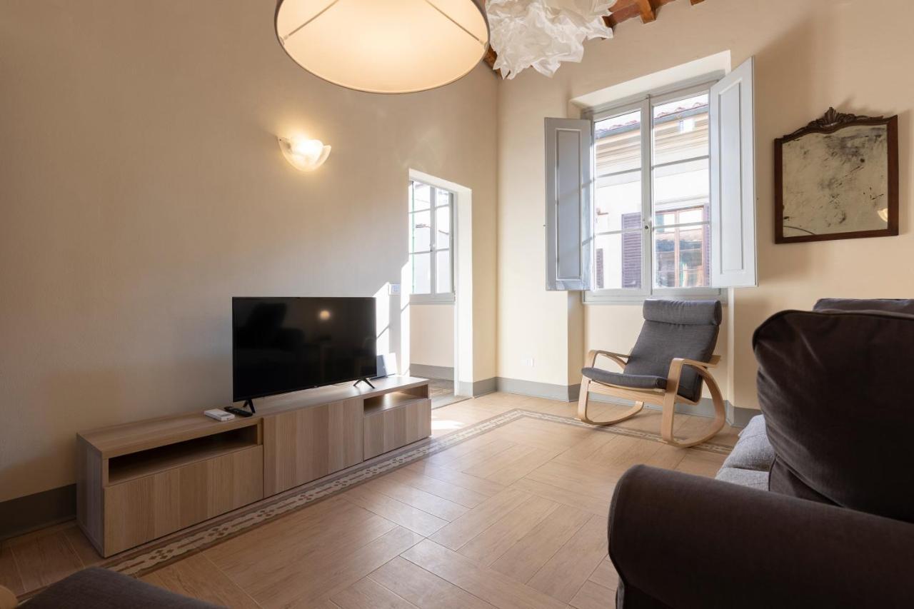 Fossi Elegant Apartment Firenze Bagian luar foto