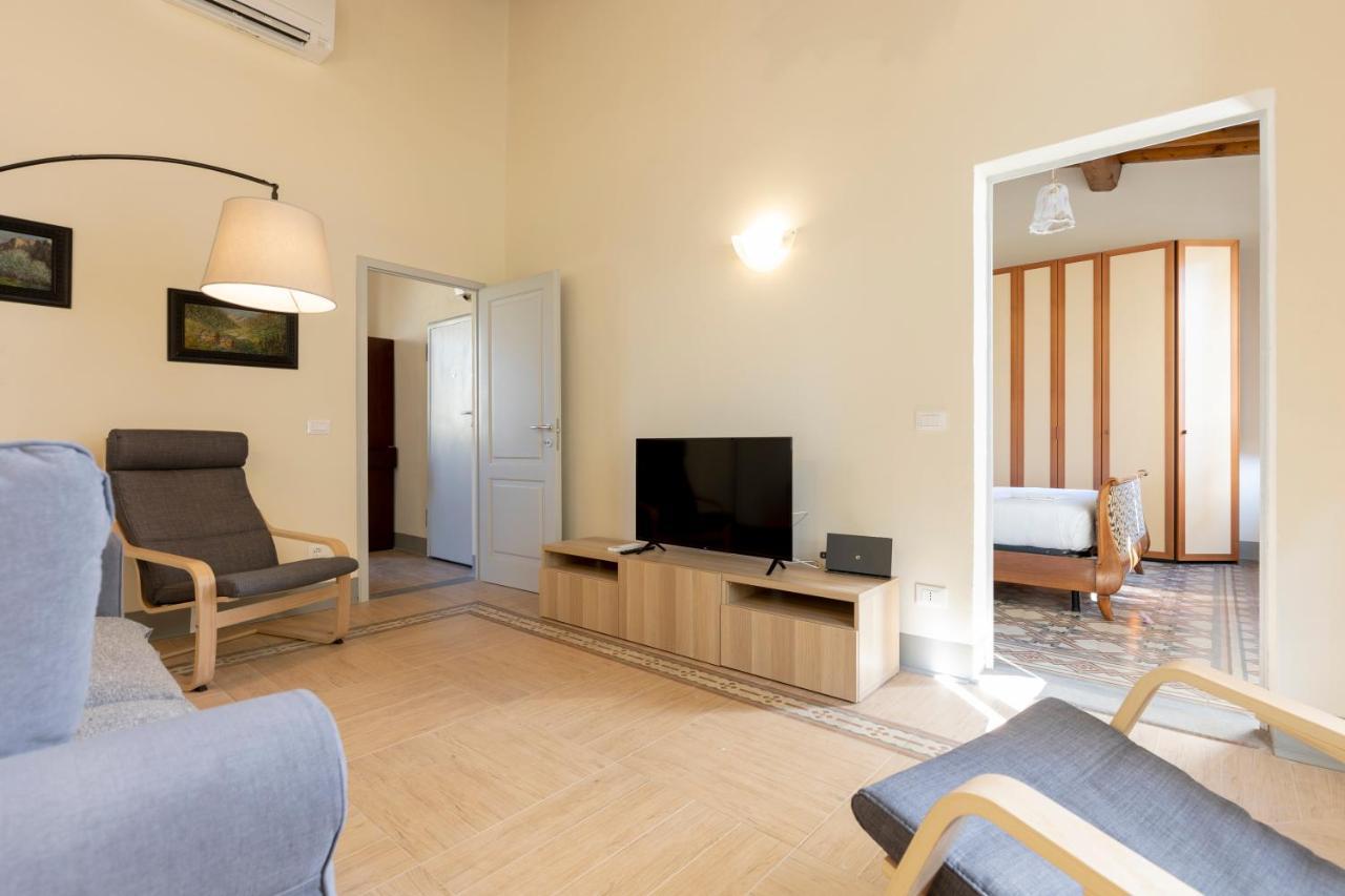 Fossi Elegant Apartment Firenze Bagian luar foto